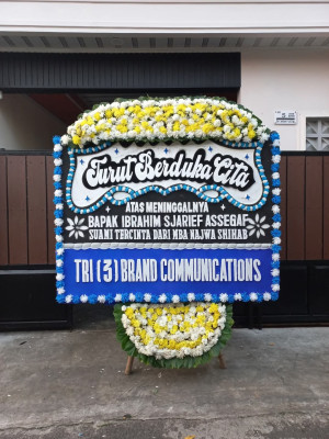 Papan Bunga Duka di Bunaken Kepulauan